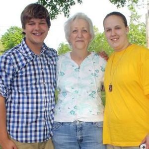 Meet your Posher, Beverly